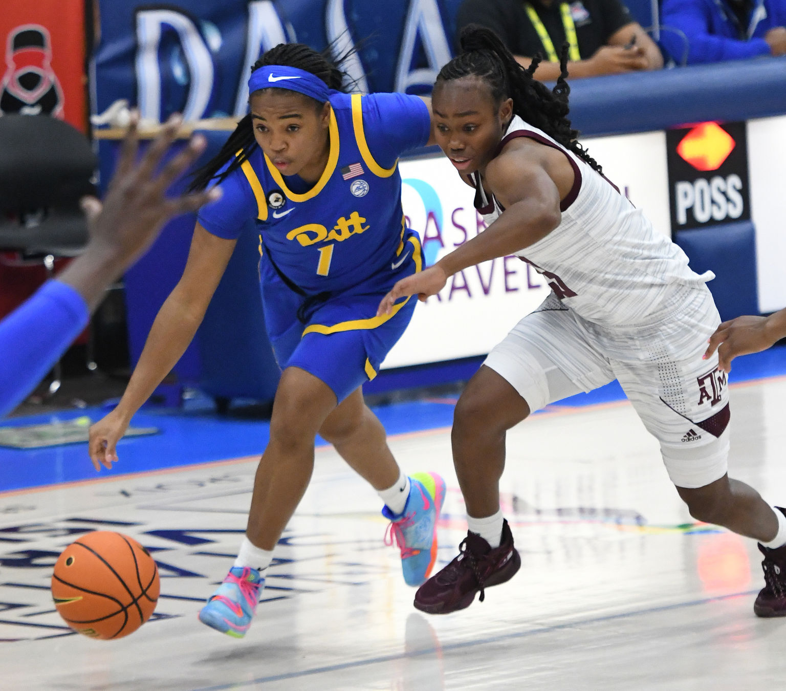 spt211126_PJam Texas A&M Pittsburgh 1.jpg